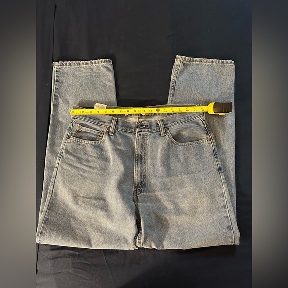 Levi’s 550 Relaxed Fit Red Label (NOT tapered) - Picture 5 of 12